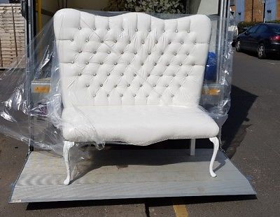 love sofa
