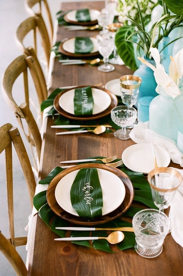 tropical leaf wedding