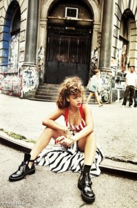 rihanna sitting on pavement